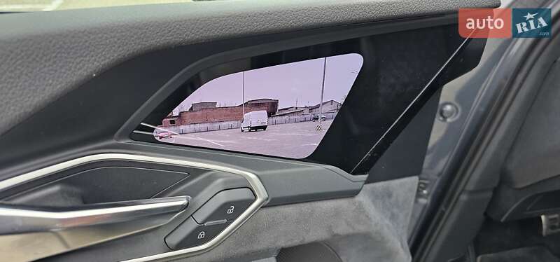 Позашляховик / Кросовер Audi Q8 Sportback e-tron 2024 в Тернополі