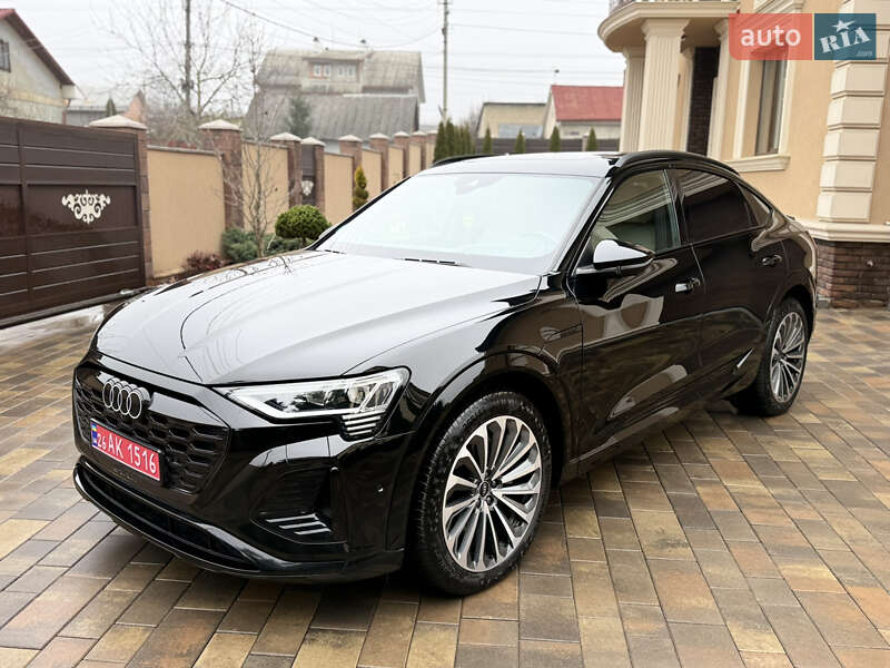 Внедорожник / Кроссовер Audi Q8 Sportback e-tron 2024 в Черновцах