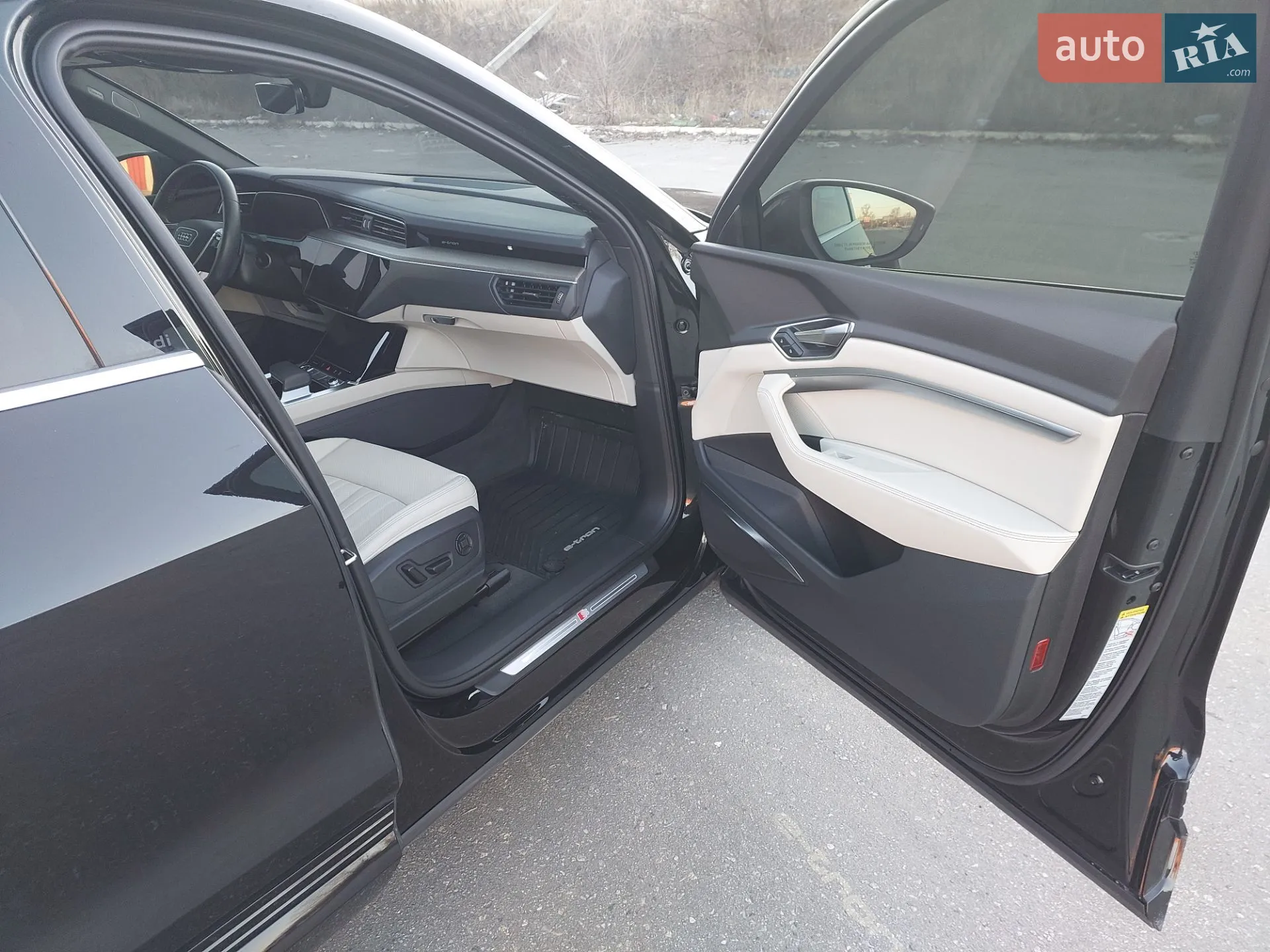 2023 Audi Q8 - мініатюра 21