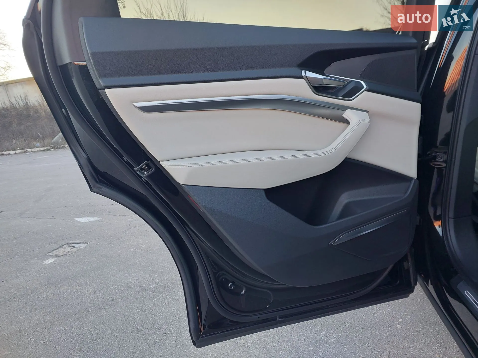 2023 Audi Q8 - мініатюра 25