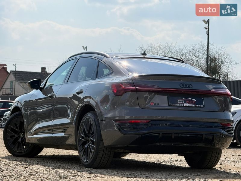 Внедорожник / Кроссовер Audi Q8 Sportback e-tron 2023 в Луцке