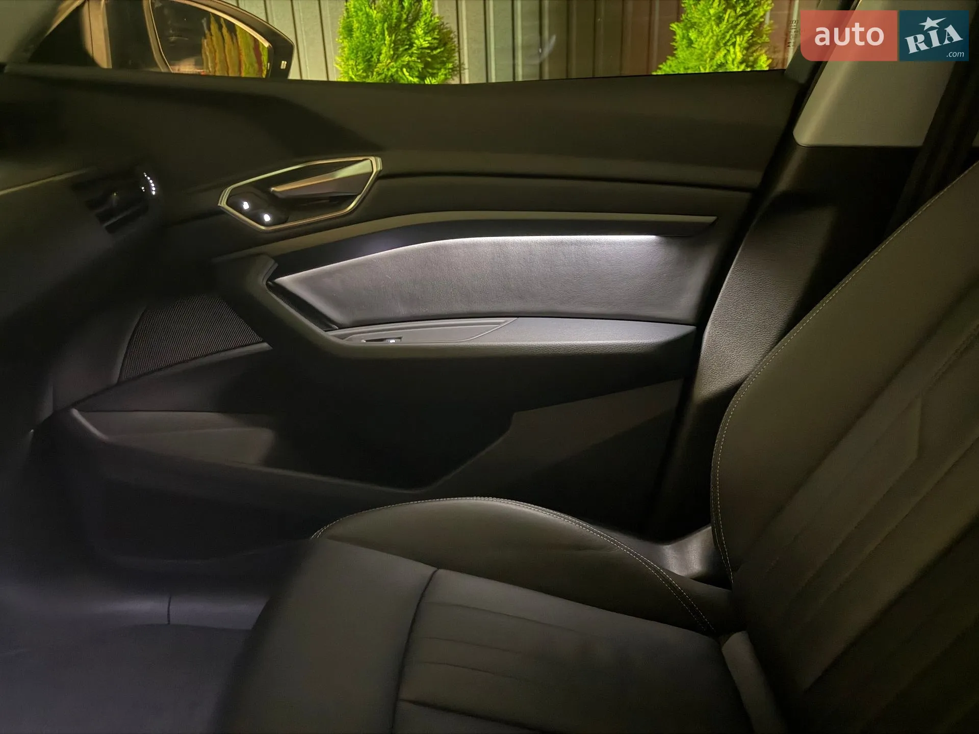 2023 Audi Q8 - мініатюра 132