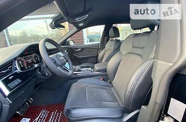 Внедорожник / Кроссовер Audi Q8 2020 в Одессе