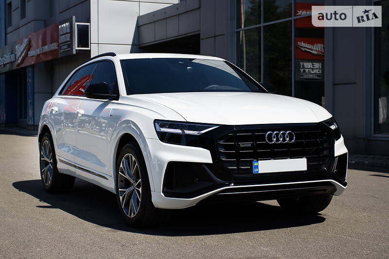 Позашляховик / Кросовер Audi Q8 2019 в Києві фото 6 Позашляховик / Кросовер Audi Q8 2019 в Києві