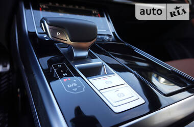 Позашляховик / Кросовер Audi Q8 2018 в  фото 51 Позашляховик / Кросовер Audi Q8 2018 в