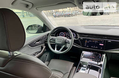 Внедорожник / Кроссовер Audi Q8 2019 в Киеве