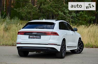 Внедорожник / Кроссовер Audi Q8 2018 в Киеве