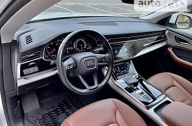 Позашляховик / Кросовер Audi Q8 2018 в Києві