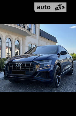 Внедорожник / Кроссовер Audi Q8 2019 в Ужгороде