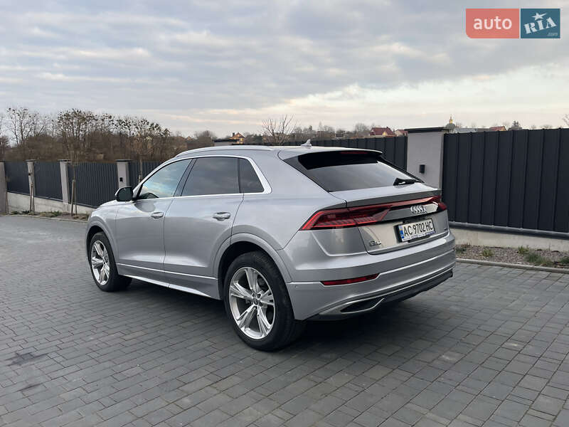 Внедорожник / Кроссовер Audi Q8 2018 в Луцке