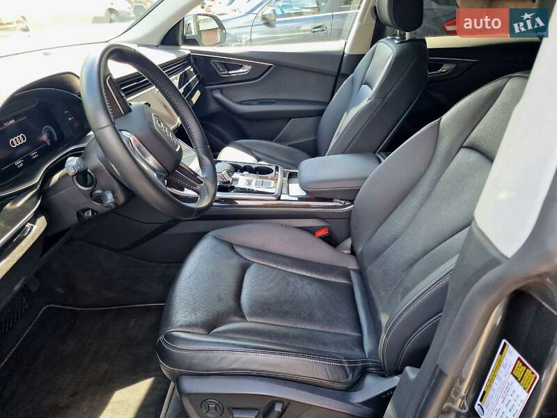 Внедорожник / Кроссовер Audi Q8 2020 в Ивано-Франковске