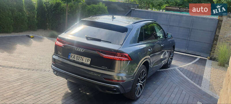 Внедорожник / Кроссовер Audi Q8 2019 в Киеве