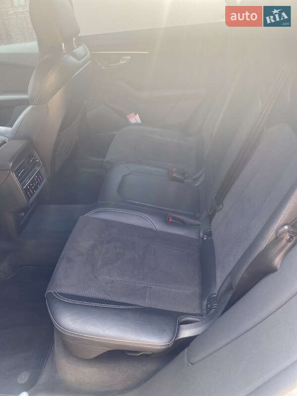Позашляховик / Кросовер Audi Q8 2019 в Запоріжжі фото 46 Позашляховик / Кросовер Audi Q8 2019 в Запоріжжі