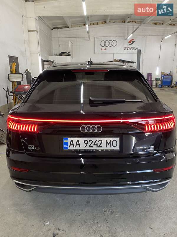 Внедорожник / Кроссовер Audi Q8 2019 в Киеве