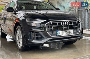 Внедорожник / Кроссовер Audi Q8 2018 в 