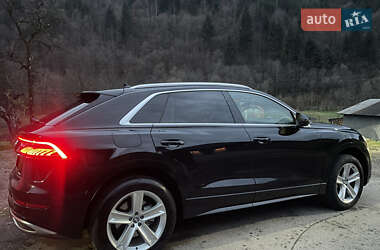 Внедорожник / Кроссовер Audi Q8 2018 в 