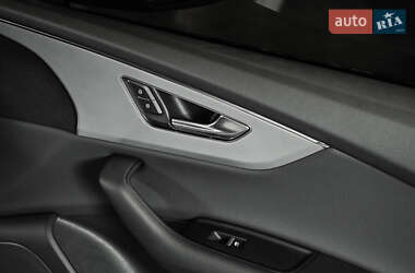 Внедорожник / Кроссовер Audi Q8 2018 в Ужгороде