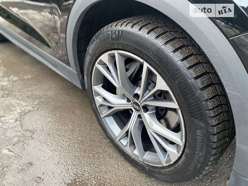 Внедорожник / Кроссовер Audi Q8 2020 в Тернополе