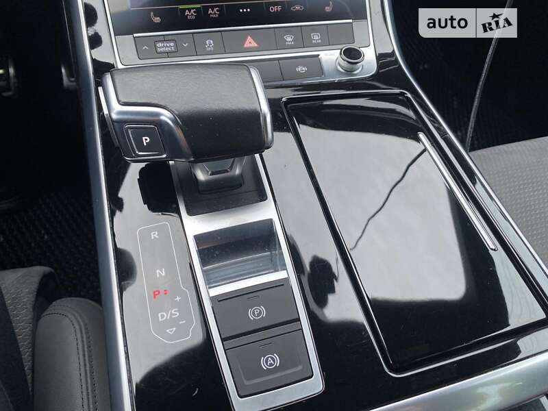 Внедорожник / Кроссовер Audi Q8 2020 в Тернополе