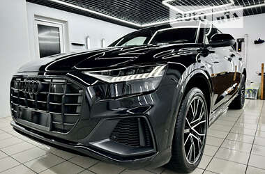 Внедорожник / Кроссовер Audi Q8 2019 в Киеве