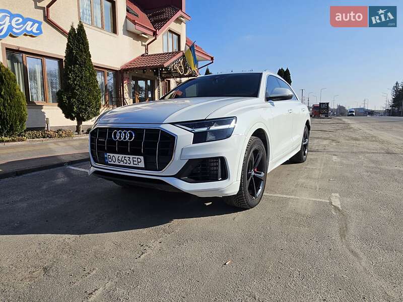 Внедорожник / Кроссовер Audi Q8 2018 в Тернополе