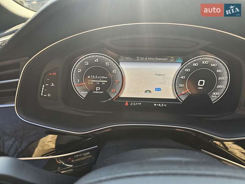 Внедорожник / Кроссовер Audi Q8 2018 в Тернополе