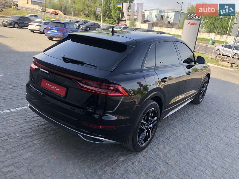 Внедорожник / Кроссовер Audi Q8 2018 в Днепре