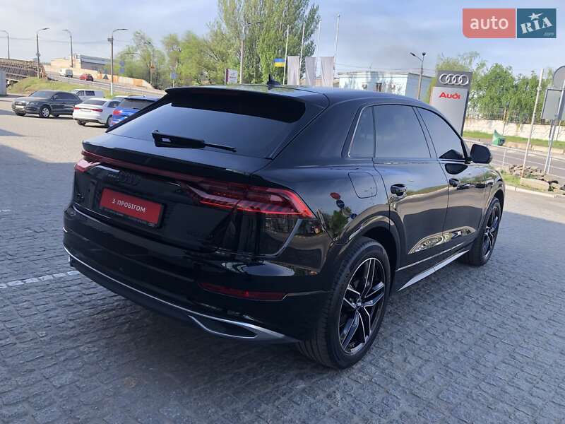 Внедорожник / Кроссовер Audi Q8 2018 в Днепре
