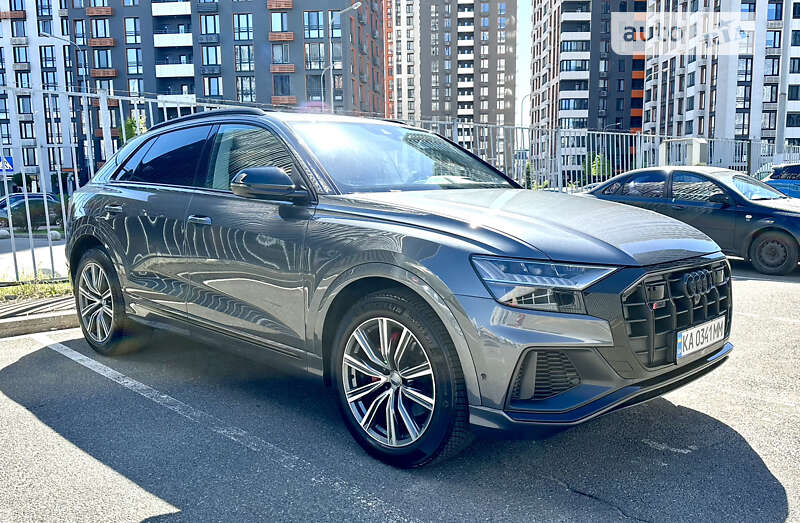 Внедорожник / Кроссовер Audi Q8 2018 в Киеве