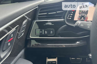 Позашляховик / Кросовер Audi Q8 2023 в Мукачевому