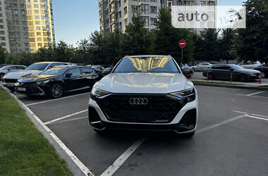 Позашляховик / Кросовер Audi Q8 2024 в Києві