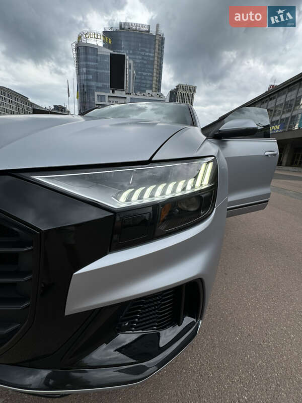 Внедорожник / Кроссовер Audi Q8 2019 в Киеве