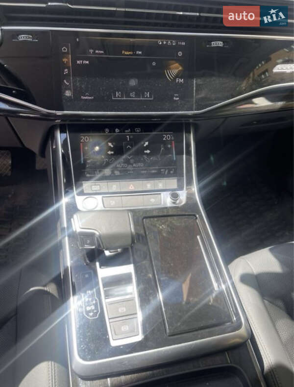Внедорожник / Кроссовер Audi Q8 2020 в Полтаве