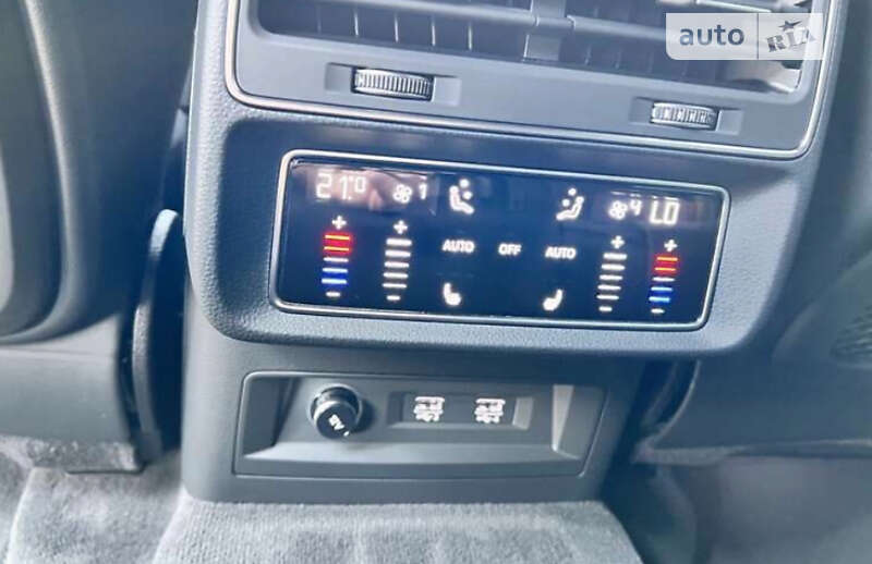 Внедорожник / Кроссовер Audi Q8 2018 в Тернополе