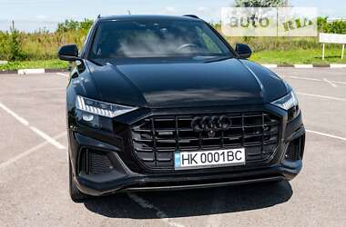 Внедорожник / Кроссовер Audi Q8 2022 в Ровно