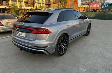Внедорожник / Кроссовер Audi Q8 2021 в 
