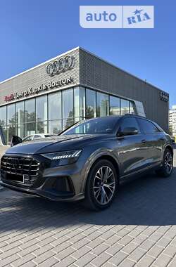 Внедорожник / Кроссовер Audi Q8 2022 в Киеве