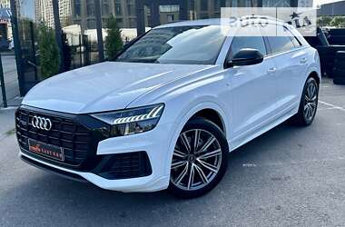 Позашляховик / Кросовер Audi Q8 2019 в Києві