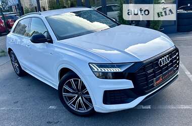 Позашляховик / Кросовер Audi Q8 2019 в Києві