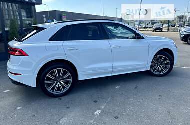 Позашляховик / Кросовер Audi Q8 2019 в Києві