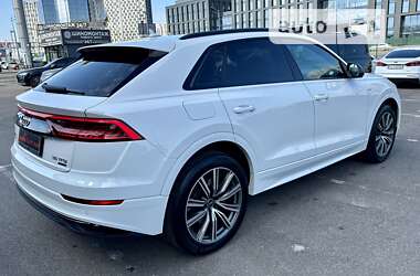 Позашляховик / Кросовер Audi Q8 2019 в Києві