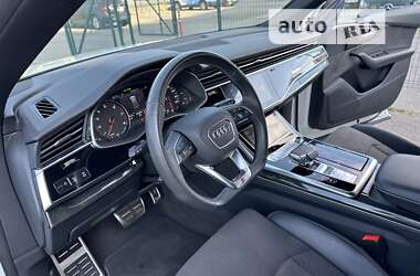 Позашляховик / Кросовер Audi Q8 2019 в Києві