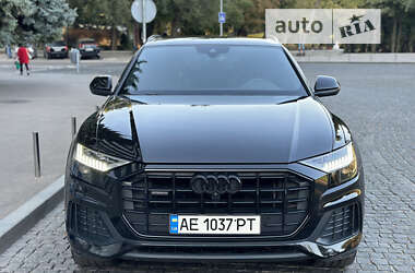 Позашляховик / Кросовер Audi Q8 2021 в Дніпрі