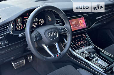 Позашляховик / Кросовер Audi Q8 2021 в Дніпрі