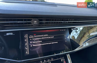 Внедорожник / Кроссовер Audi Q8 2020 в 