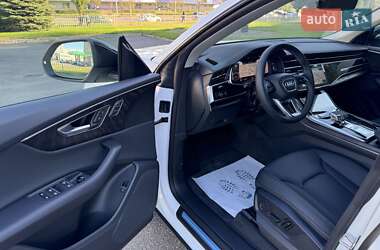 Позашляховик / Кросовер Audi Q8 2024 в Києві