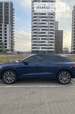 Позашляховик / Кросовер Audi Q8 2019 в Києві