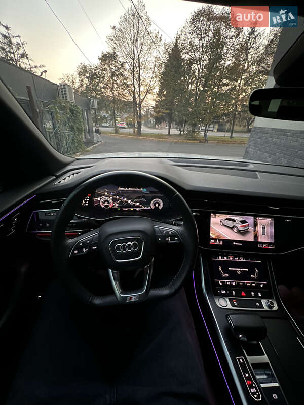 Внедорожник / Кроссовер Audi Q8 2018 в Ужгороде фото 24 Внедорожник / Кроссовер Audi Q8 2018 в Ужгороде