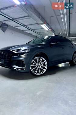 Позашляховик / Кросовер Audi Q8 2023 в Києві