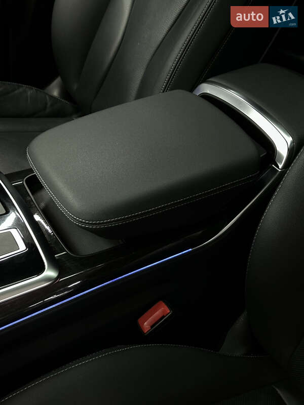 Внедорожник / Кроссовер Audi Q8 2018 в Одессе